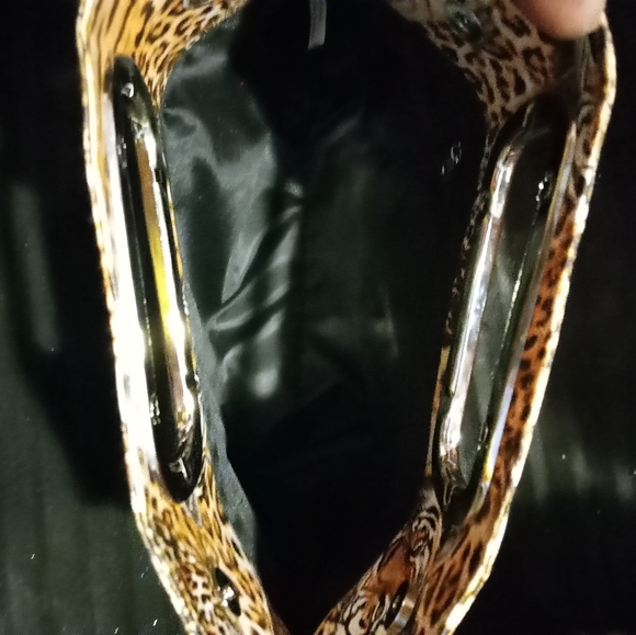 Leopard print purse - Picture 3 of 4